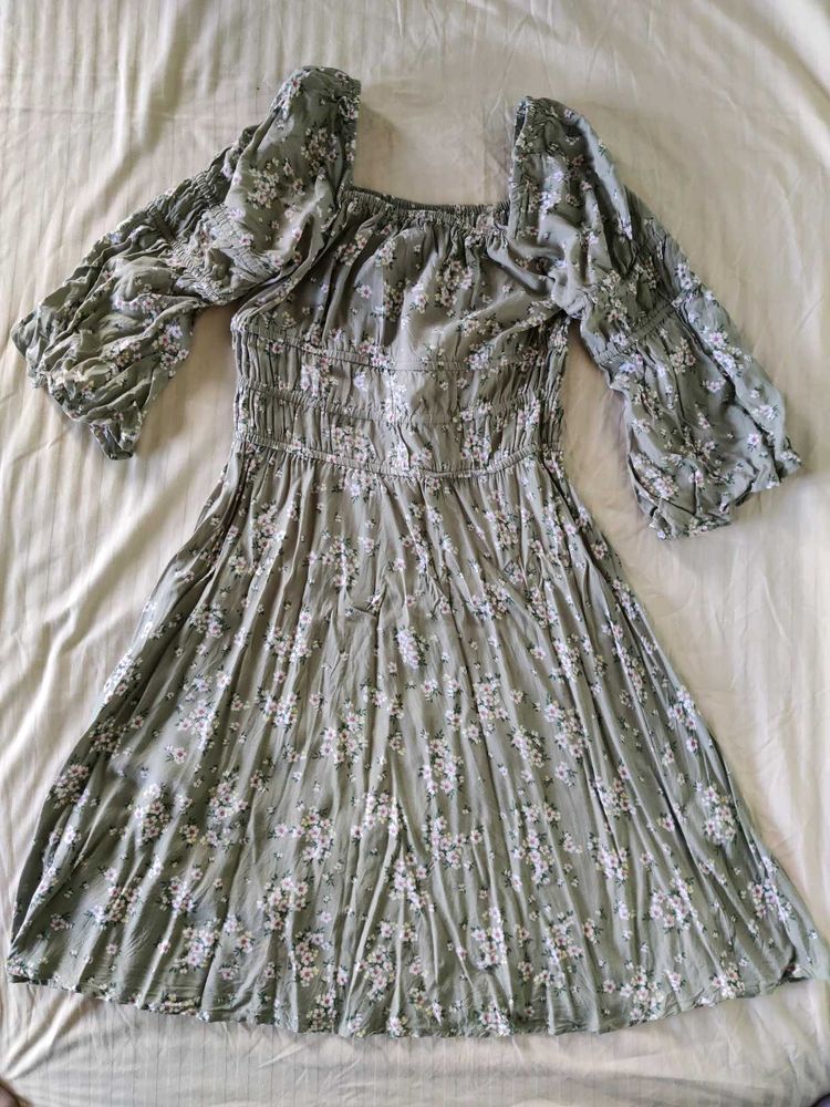Mast and Harbour Summer Dress in size xs.