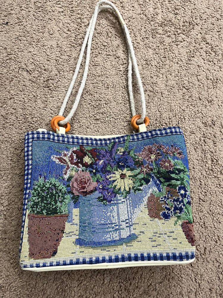 Vintage Floral Tapestry Shoulder Bag