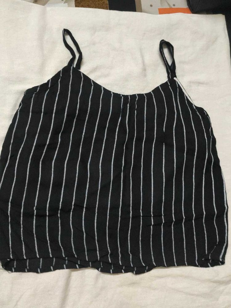 Chic Black &amp; White Striped Cami Top