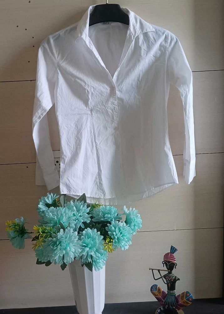 “Classic White Formal Shirt – Perfect for Intervie
