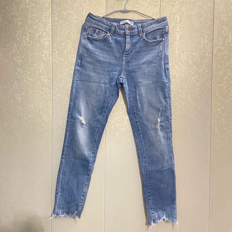 Dark Wash Distressed Jeans