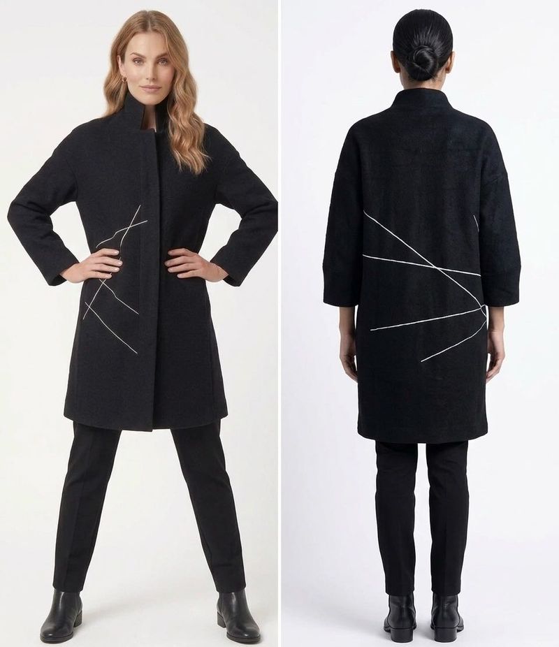 Chic Black Geometric Print Coat