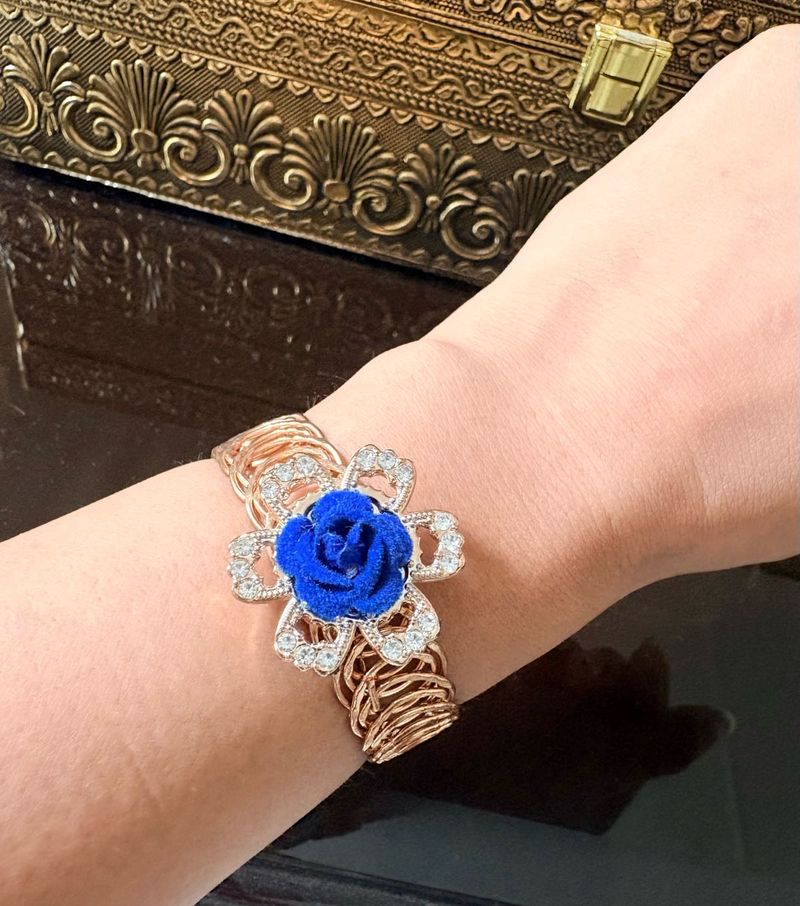 Elegant Blue Rose &amp; Crystal Bracelet