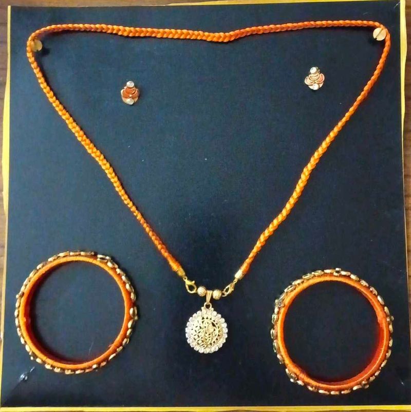 Elegant Necklace, Earrings &amp; Bangles Set