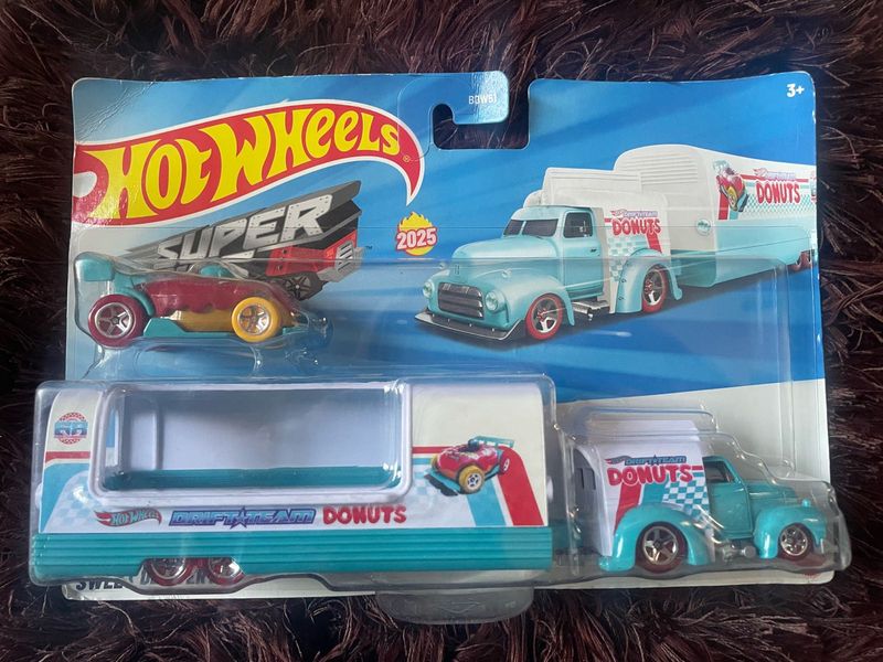 Hot Wheels Super Rig Truck &amp; Car Set