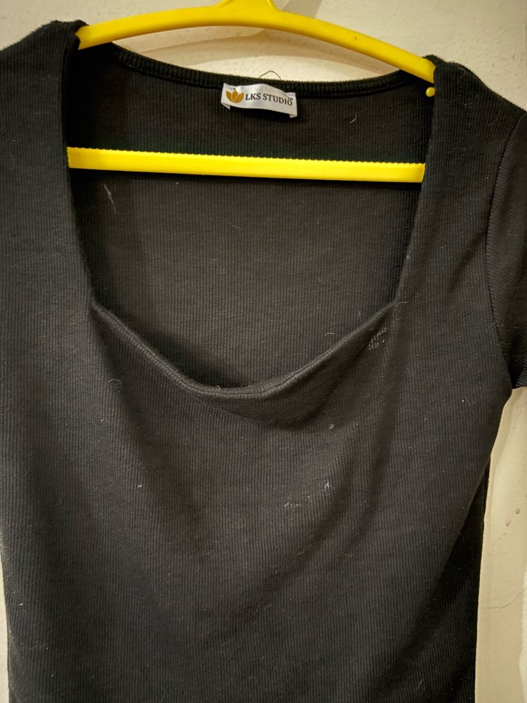 Black Square Neck Crop Top