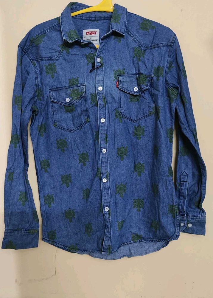 Levi's Blue Denim Turtle Print Shirt