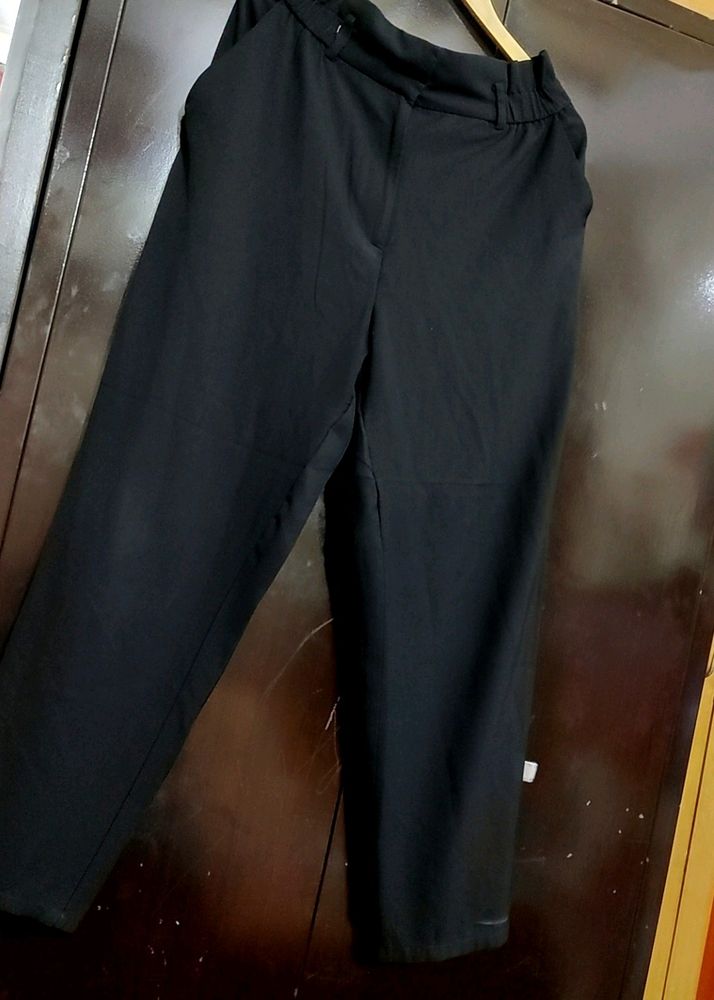 H&amp;M original Black Trouser Pant For Girl Or Woman