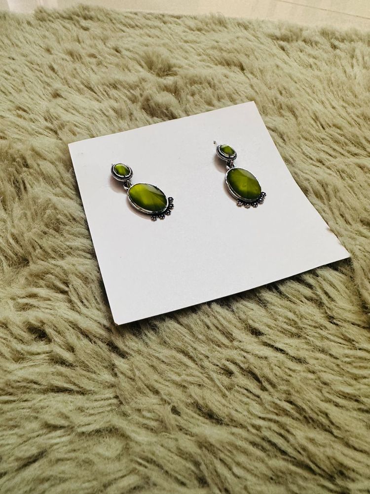 Green Oval Stone Drop Earrings