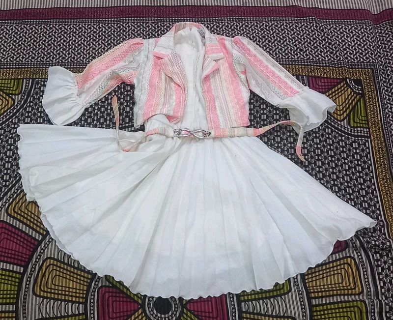 Elegant White Kurta Set with Jacket