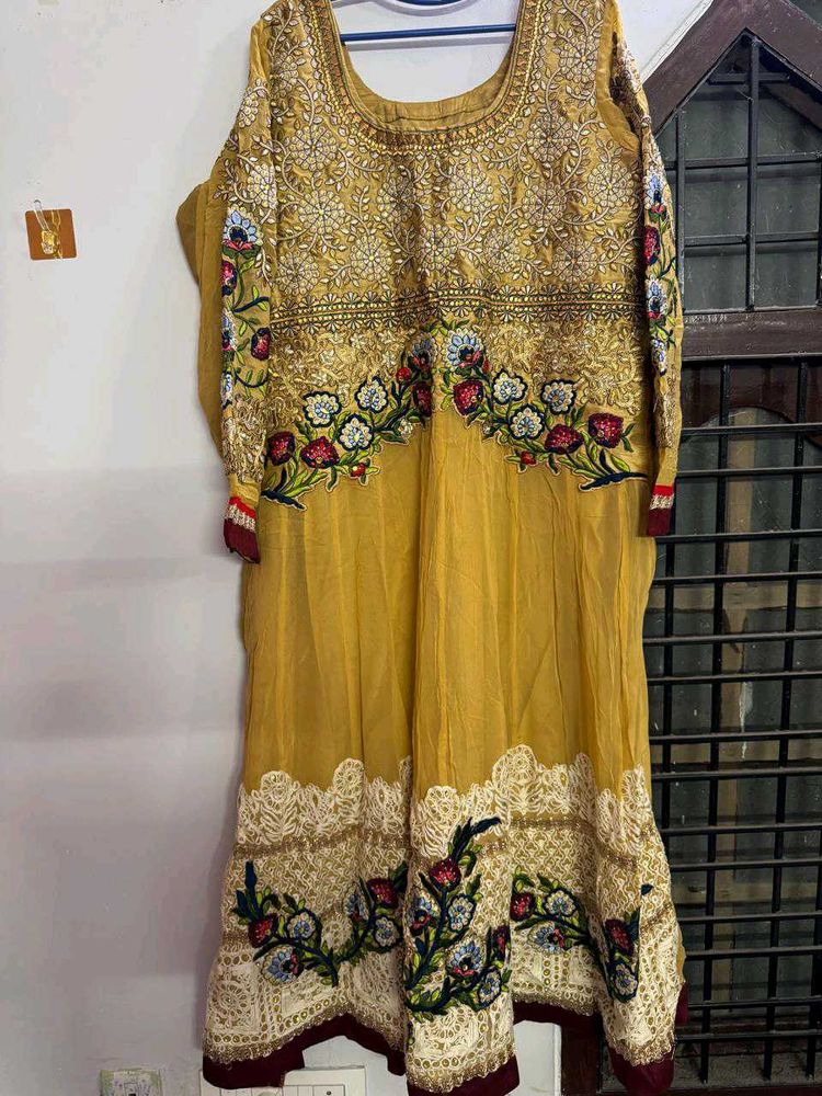 RAMSHA Yellow Embroidered Kurta