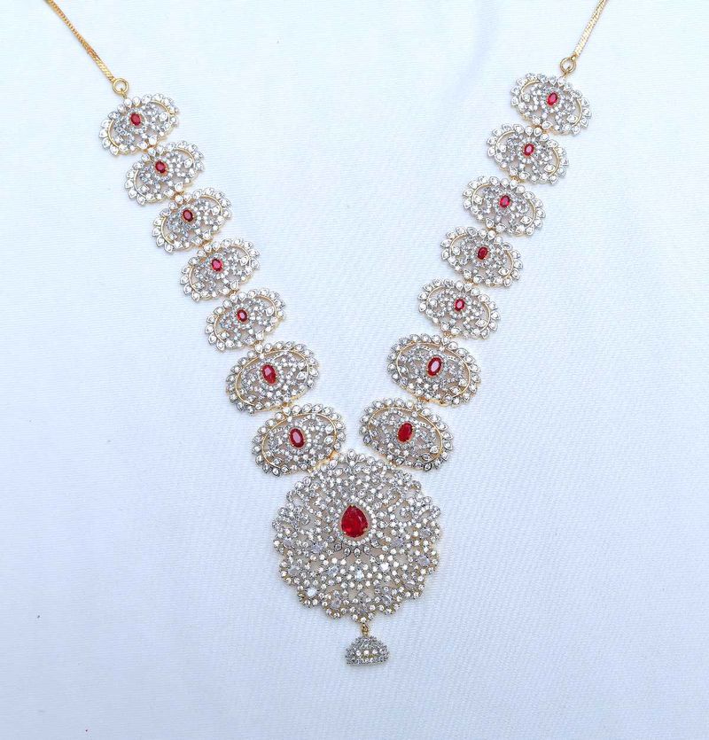 Exquisite Bridal Necklace with Red Stone