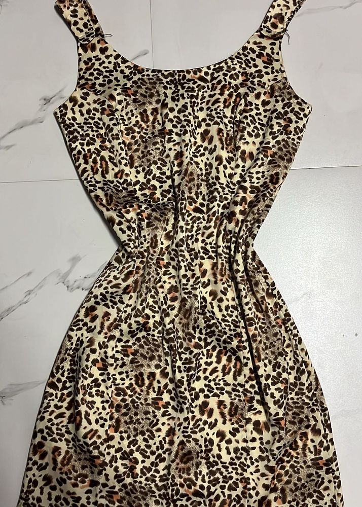 Leopard Print Sleeveless Dress