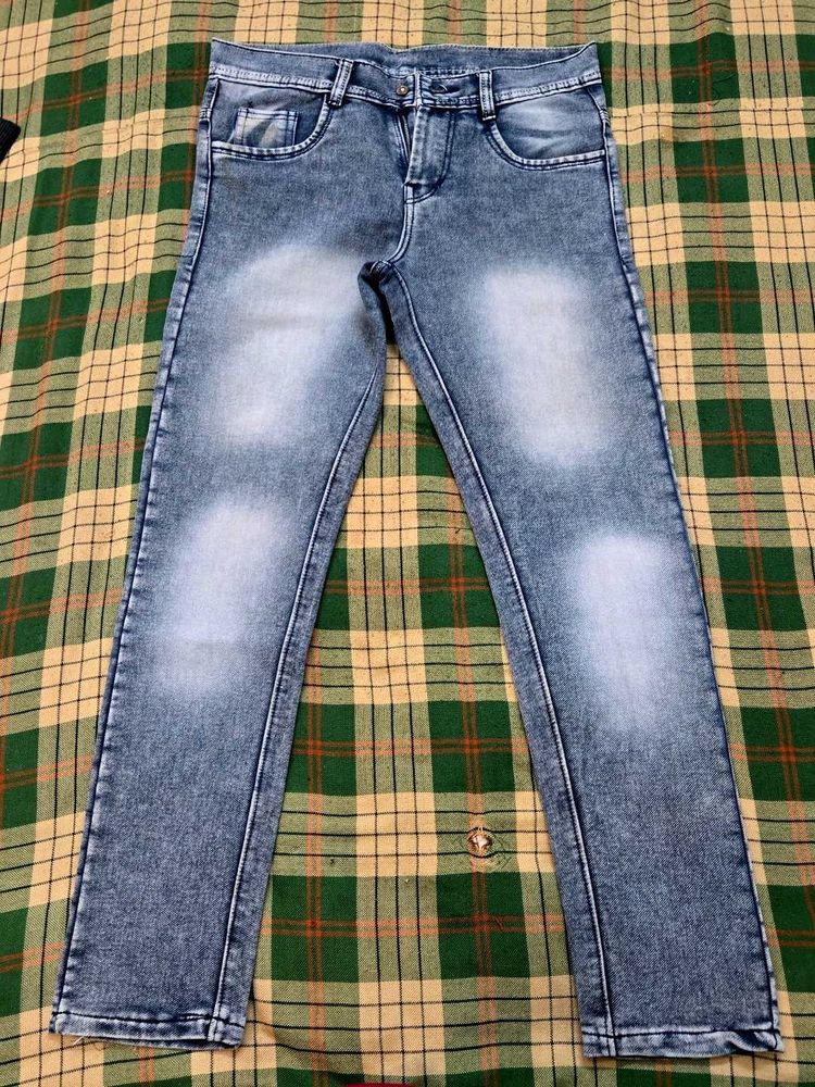 Stylish gray Wash Jeans