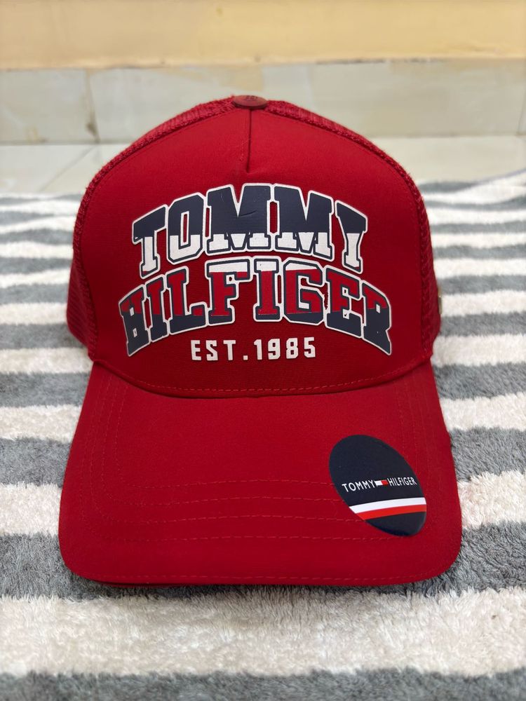 Tommy Hilfiger Unisex Red Cap