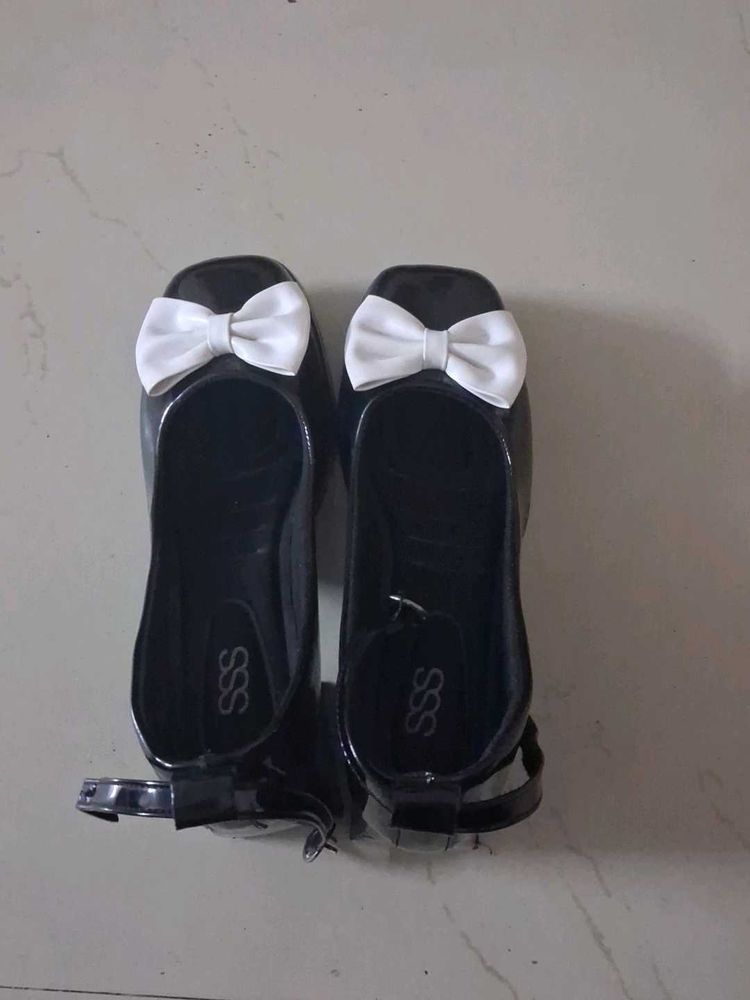 Cute Black Jelly heels with White Bows
