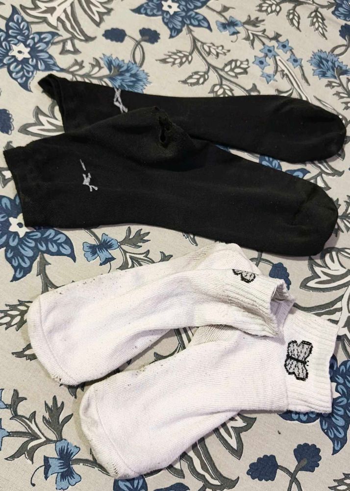 Socks - Black &amp; White