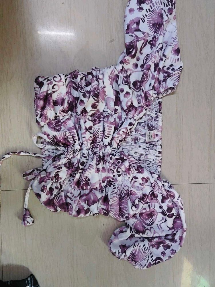 Boho Floral Print Smocked Crop Top