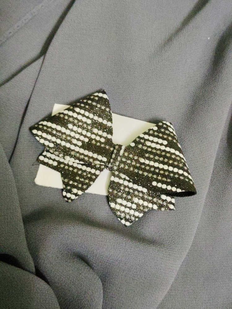 Black And White Hairbow Clip