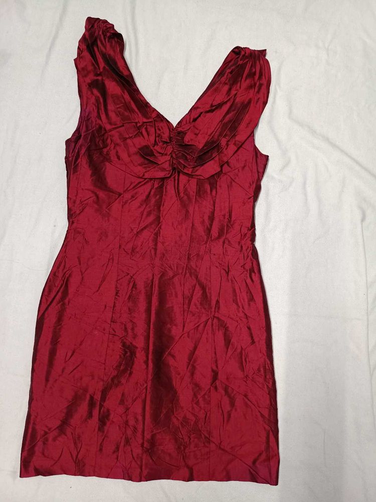 Elegant Red Cocktail Dress