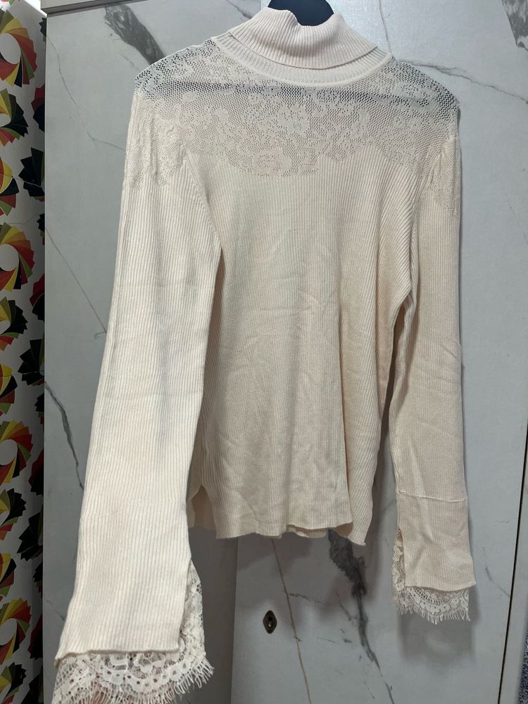Elegant Lace Trim Turtleneck Sweater