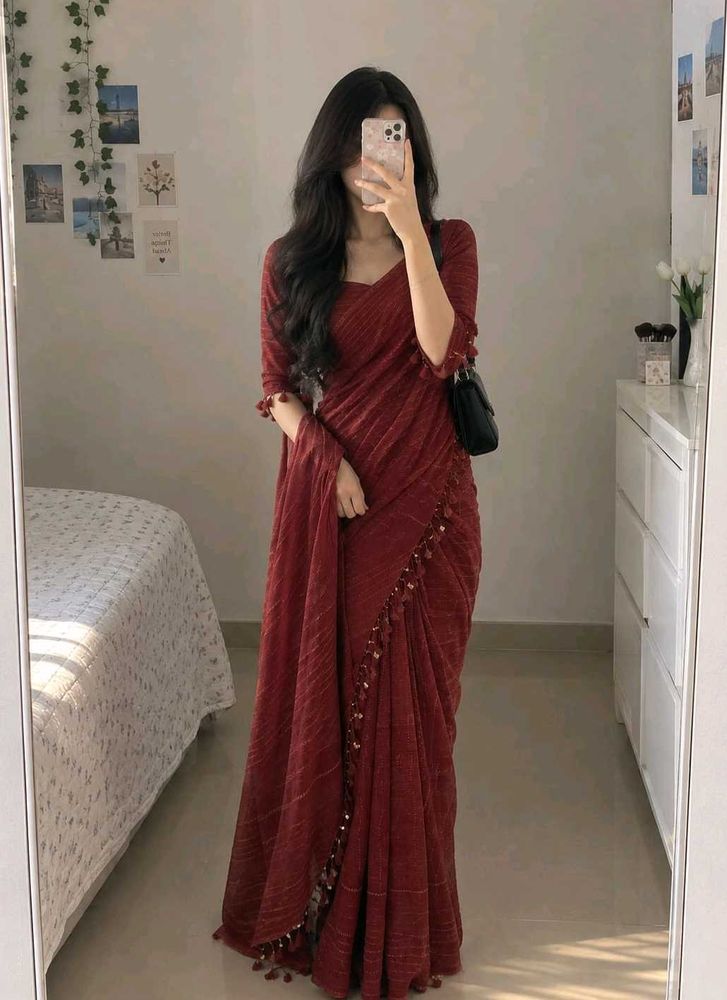 Elegant maroon Striped Saree
