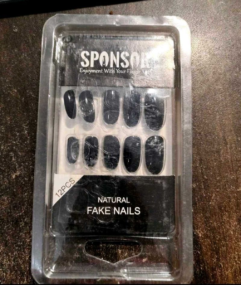 Sponsor Natural Black Fake Nails (12pcs)