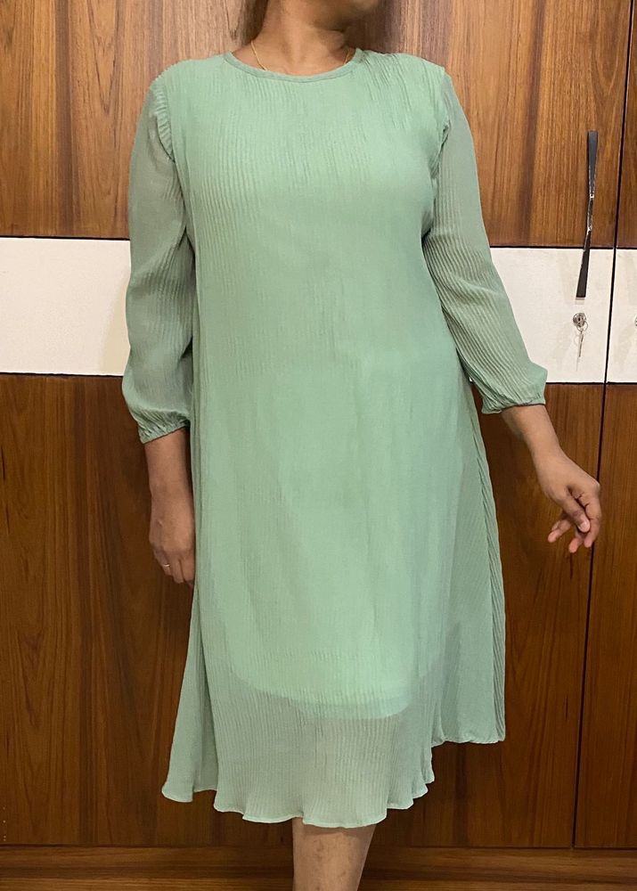 Pleated Midi Dress|Price ⬇️ by 190‼️