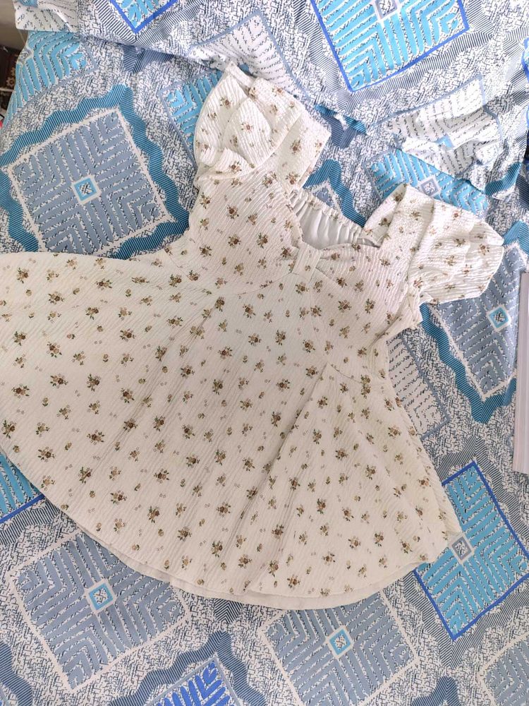Cute Floral Puff Sleeve Dress