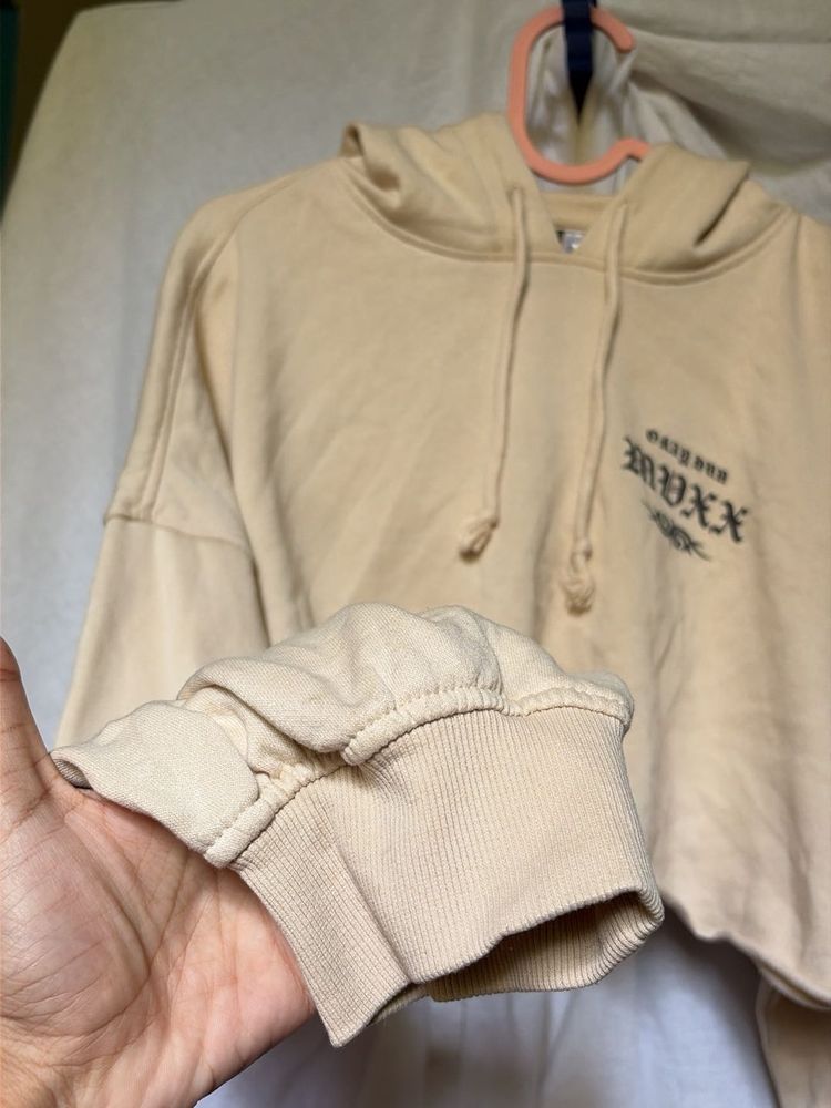 H&amp;M Cropped Hoodie