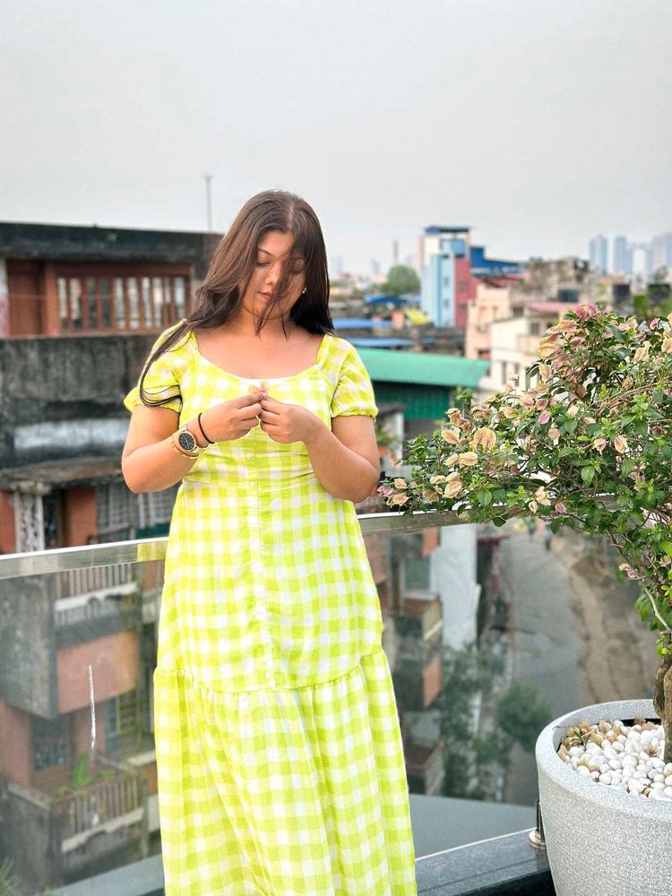 Chic Yellow Gingham Maxi Dress