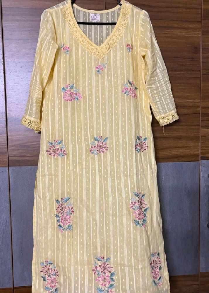 Beautiful Kurti For Saroni ..🌹