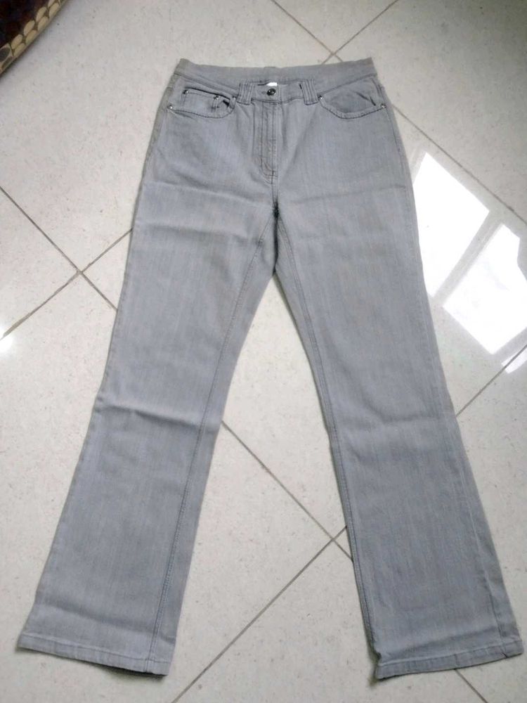 wome straight fit jean