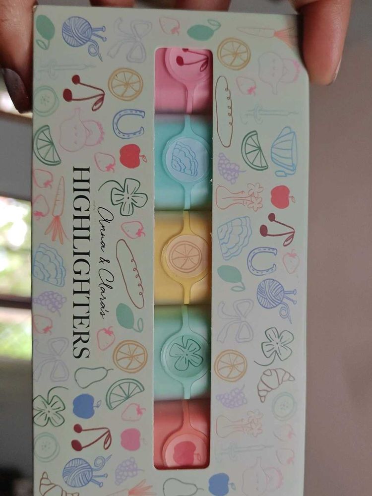 Anna &amp; Clara's Pastel Highlighters on sale