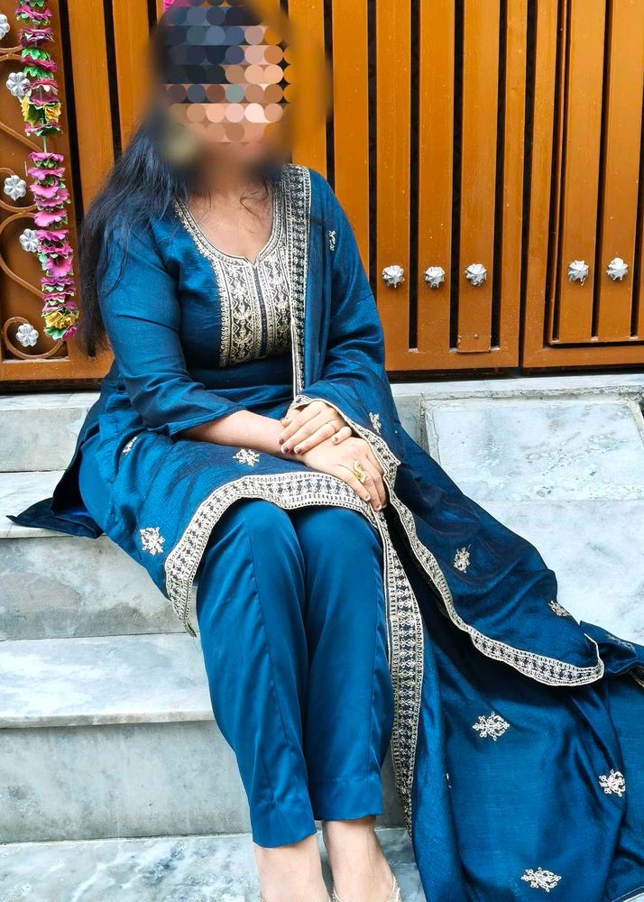 Elegant Blue Embroidered Kurta Set with Dupatta