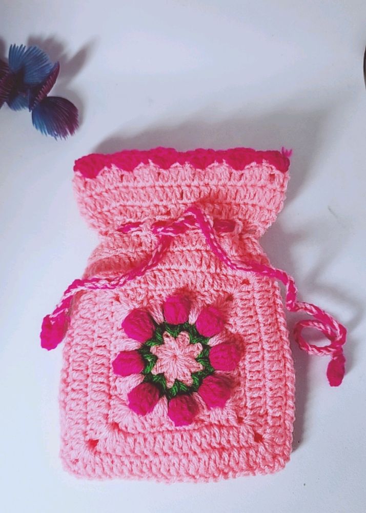 CROCHET POUCH