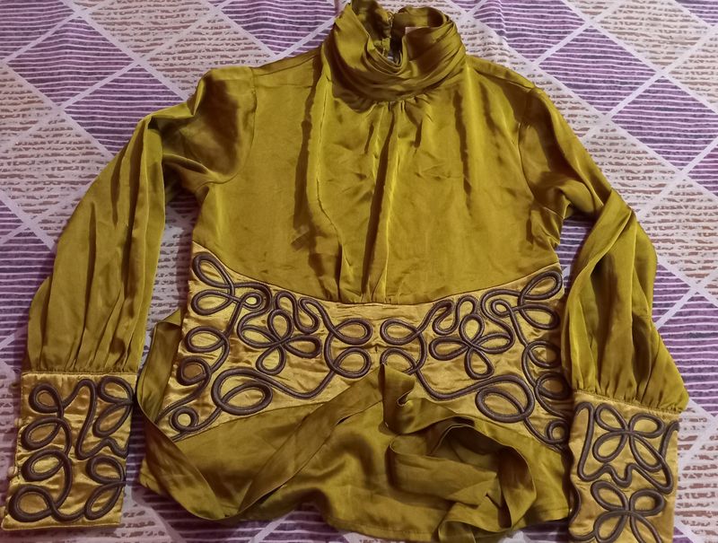 Price Drooped 🎊Mustard Yellow Satin Top