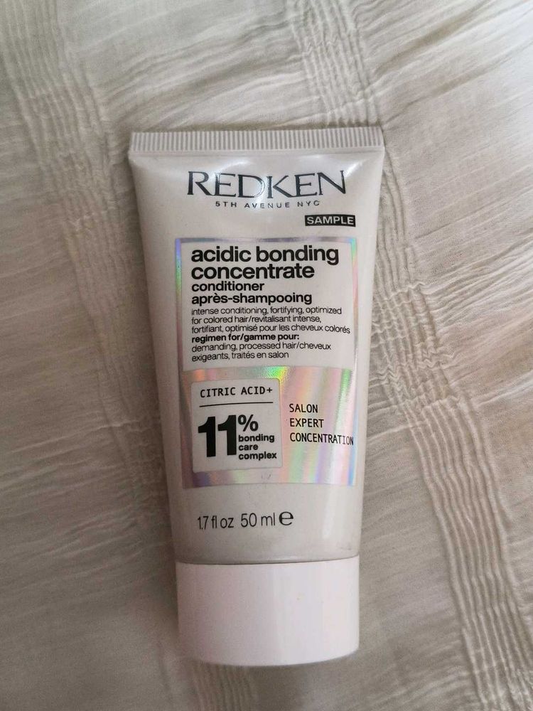 Redken Acidic Bonding Concentrate Conditioner