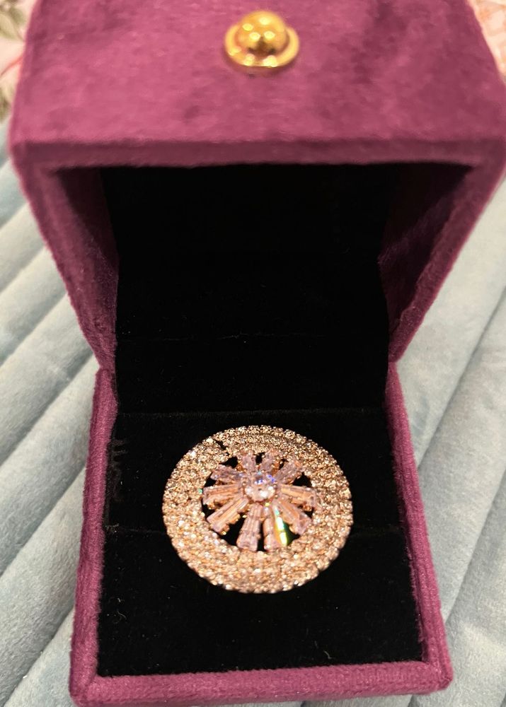 Sparkling Statement Ring