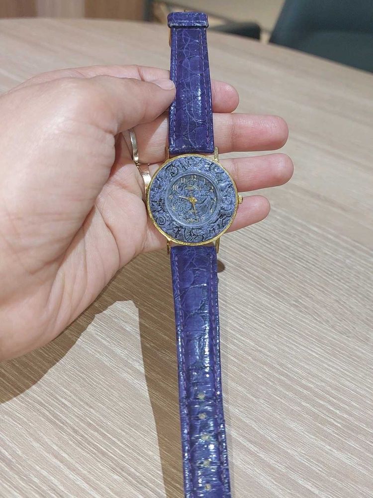 Vintage Leather Embossed Watch