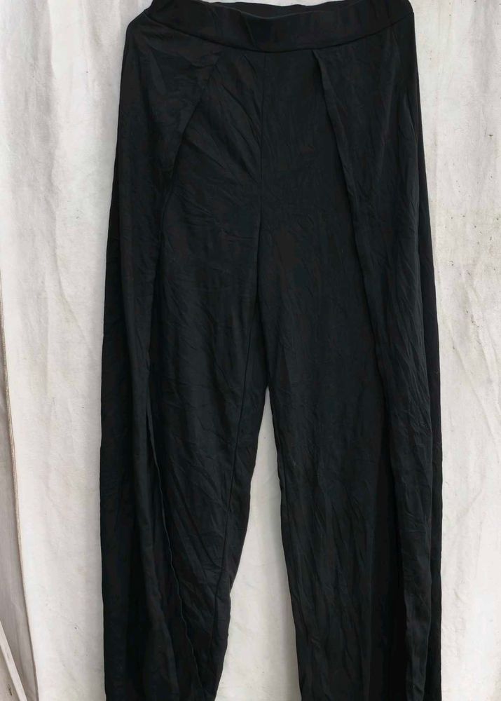 I. Black sexy pants