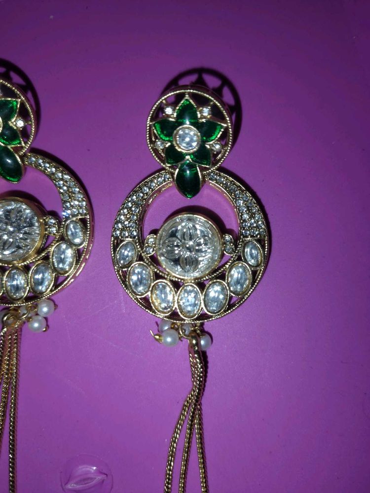 Stunning Green &amp; Crystal Drop Earrings