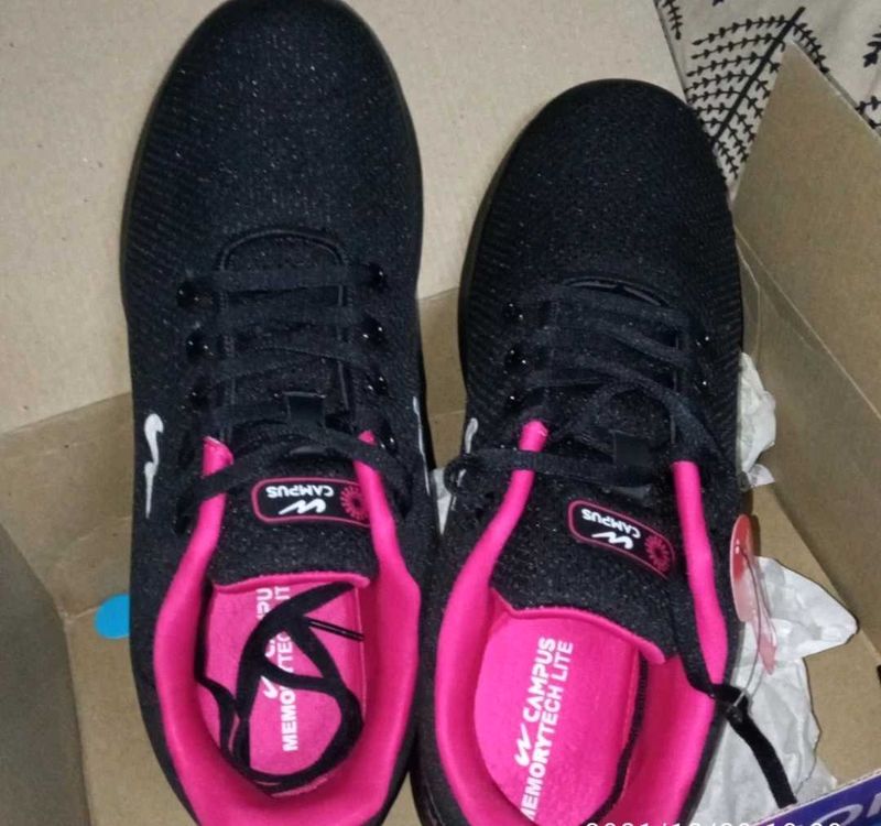 Campus Black &amp; Pink Women's Sneakers