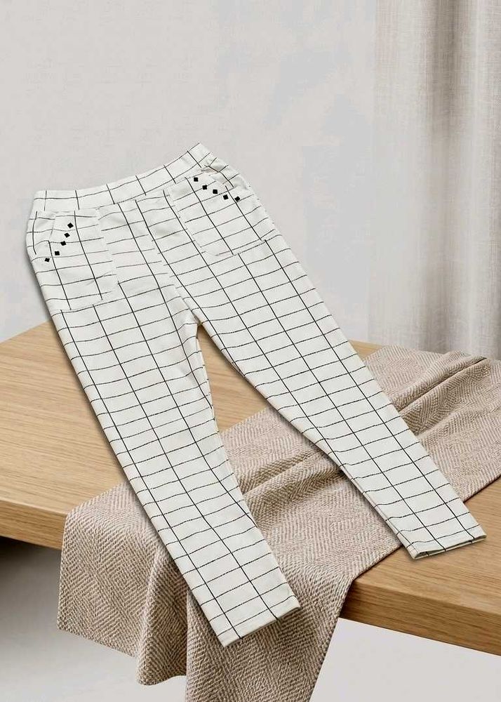 Chic Plaid Trousers or jeggings