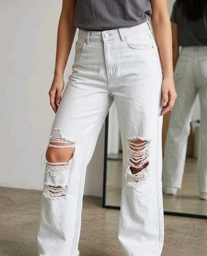 Light Wash Ripped Wide Leg Jeans