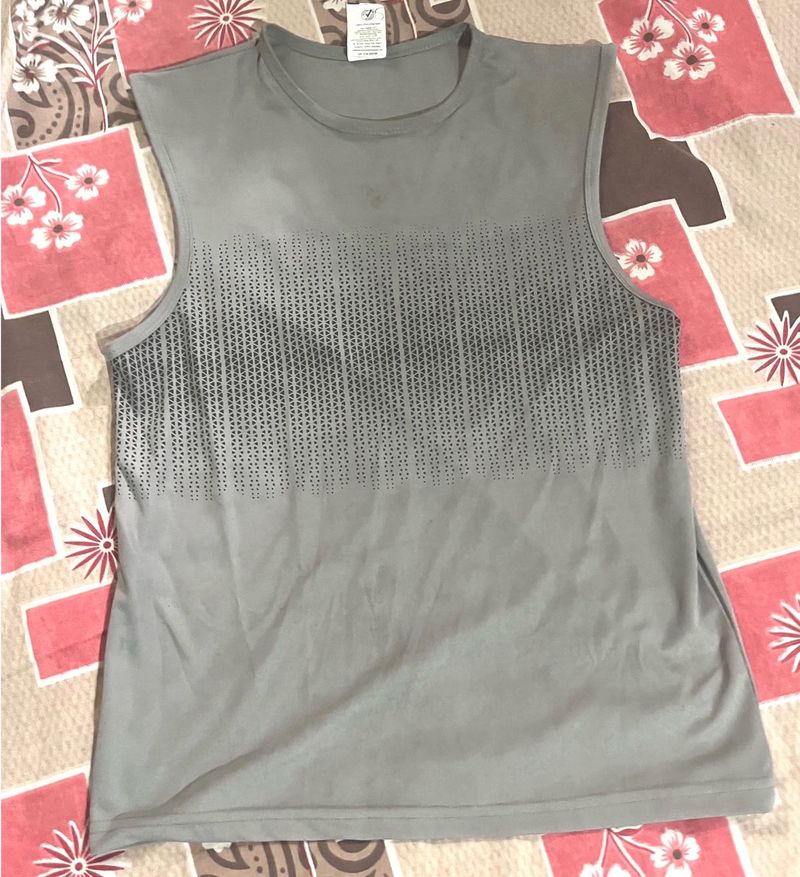Men's Grey Sleeveless Graphic T-Shirt