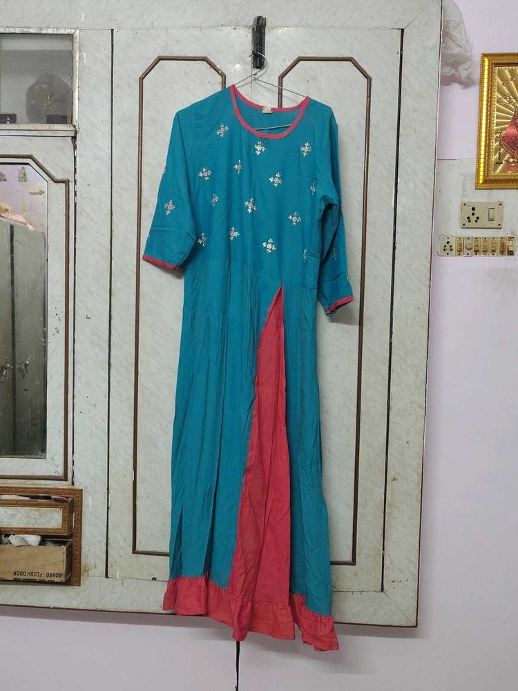 Teal &amp; Pink Embroidered Kurta