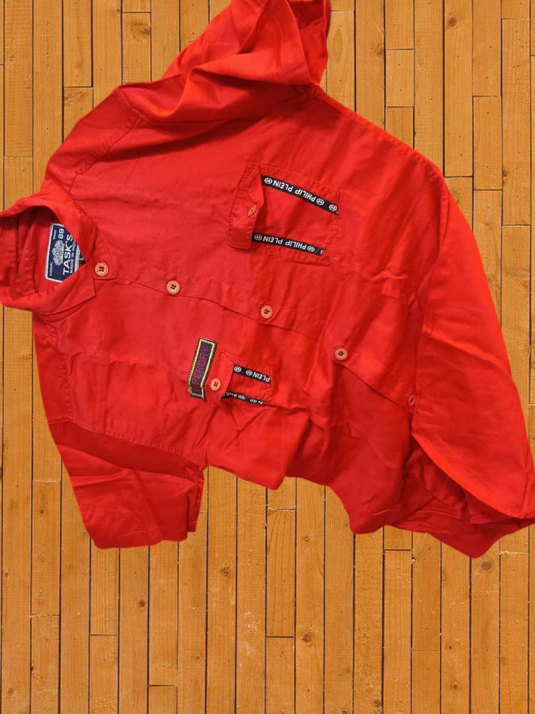Men's Half Shirt Size M
