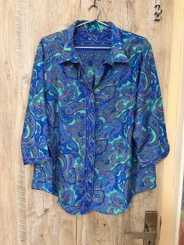 Vibrant Paisley Print Button-Up Shirt