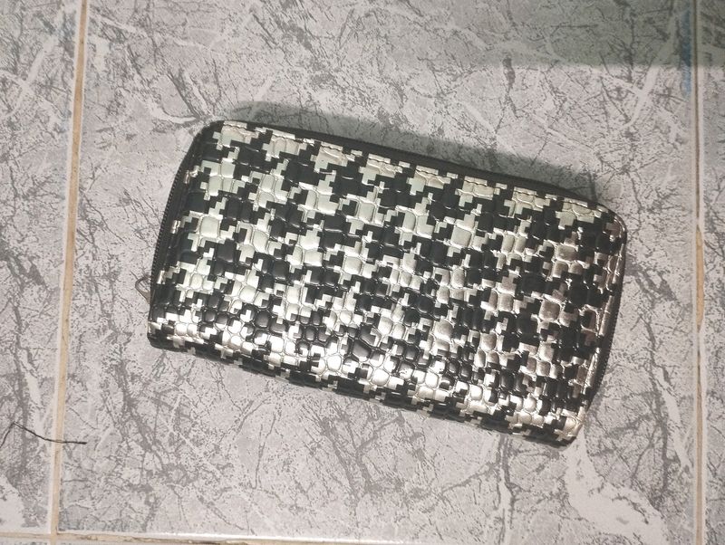 Black And Silver Ladies Wallet